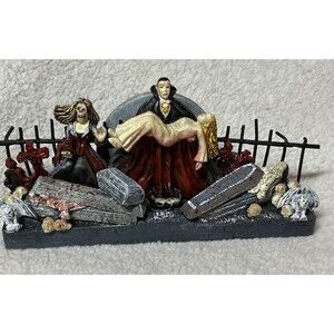 "Hawthorne Village “ The Vampire Blood Feast” Gondola  The Horror Express A0808